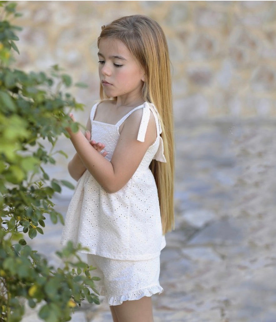 RAPIFE BRODERIE ANGLAIS TOP AND SHORTS SET 5951C26 WHITE